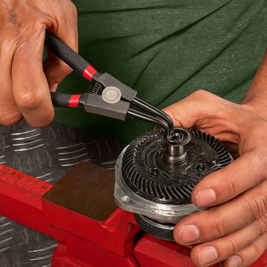 pince  action ouvrir clips  