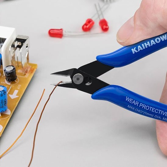 Pince coupante bijoux