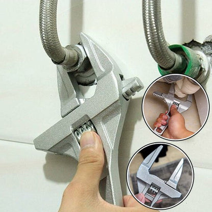 Pince universelle sur tuyau evier